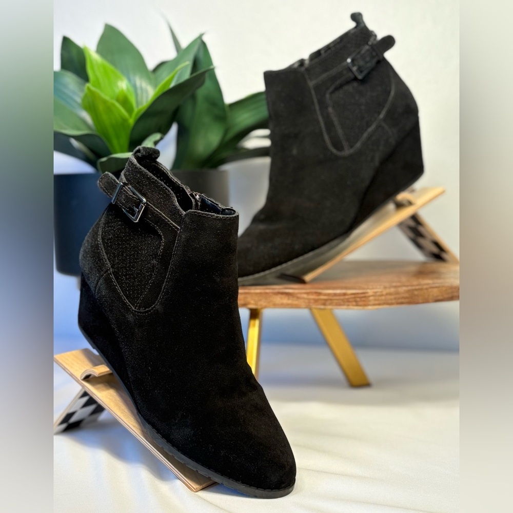 Alex Marie Black Suede Wedge Ankle Booties - Sz 7.5
